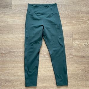 Girlfriend Collective Leggings in forest green